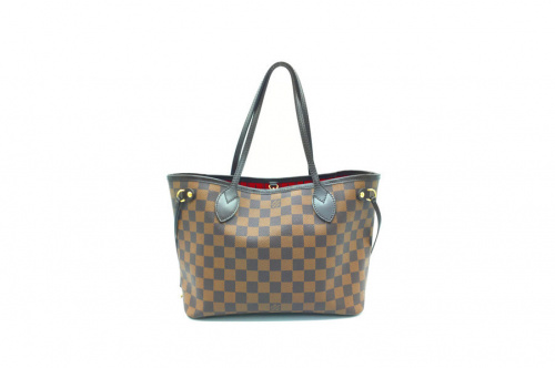 ブランド・ラグジュアリーのルイヴィトン(LOUIS VUITTON)