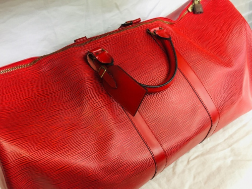 ブランド・ラグジュアリーのルイヴィトン（LOUIS VUITTON）