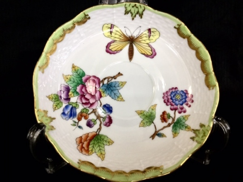 カップ＆ソーサーのHELEND