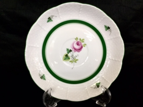 カップ＆ソーサーのHELEND