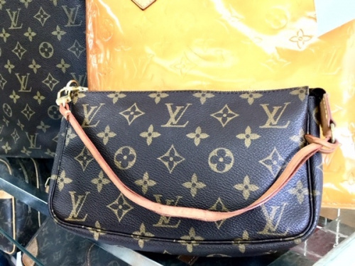 ブランド・ラグジュアリーのルイヴィトン(LOUIS VUITTON)