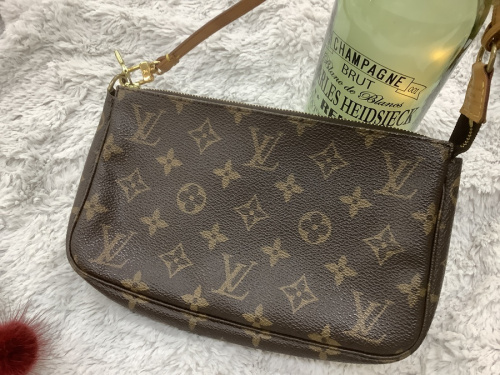 ブランド・ラグジュアリーのLOUIS VUITTON