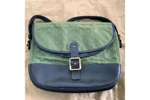 ブランド・ラグジュアリーのLOUIS VUITTON