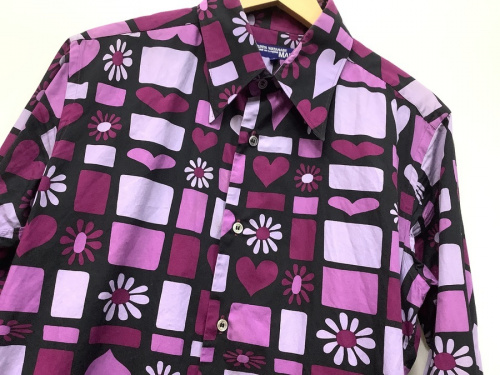 メンズファッションのシャツ
