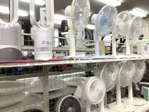 夏物衣類のアロハシャツ