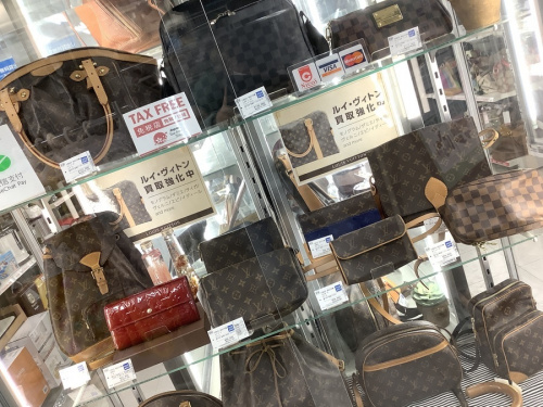 ブランド・ラグジュアリーのLOUIS VUITTON