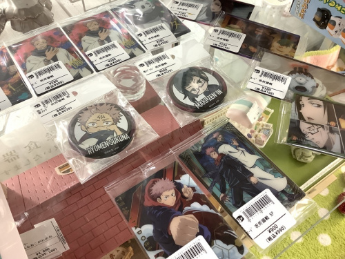 アニメグッズのフィギュア