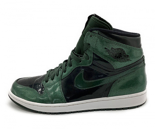 スニーカーのシューズ