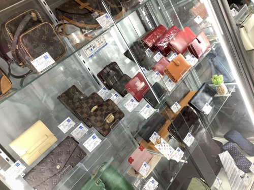 LOUIS VUITTONのCHANEL