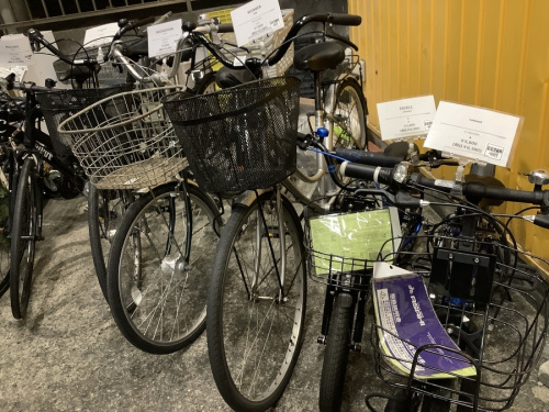 スポーツ用品の自転車