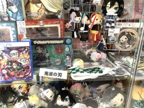 アニメグッズのフィギュア