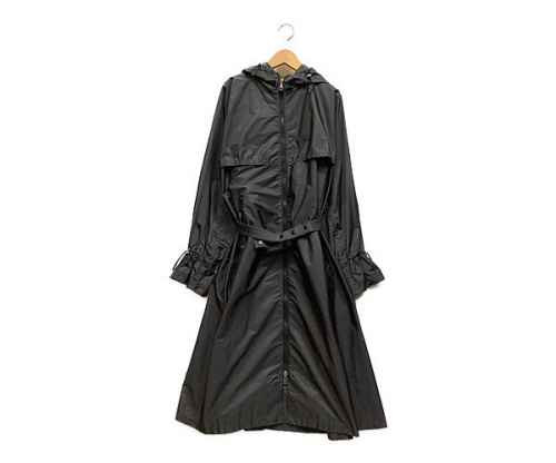 LOUIS VUITTONのMONCLER