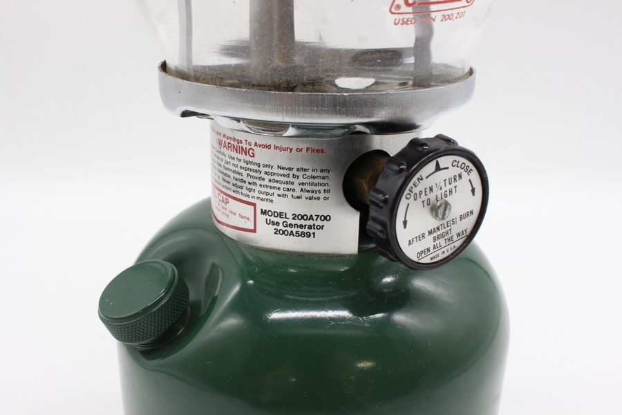 ランタンを語る上では外せない ｢Coleman 200A｣ [2020.01.14発行