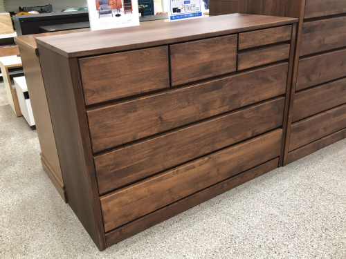 ローチェス【ニトリ（NITORI）】売ります！