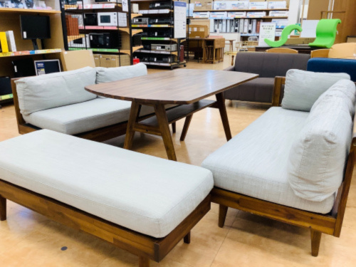 UNICO（ウニコ）のベンチダイニング4点セットを出張買取いたしました  