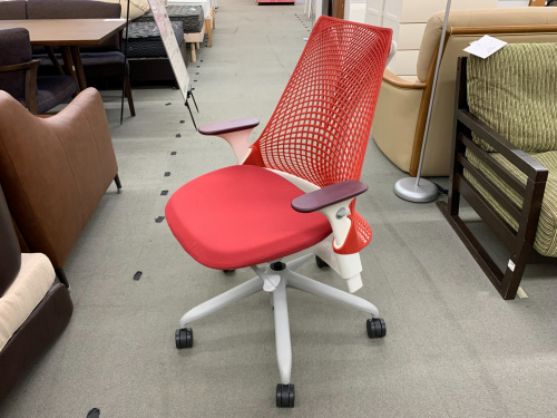 Herman Miller セイルチェア レッド【トレファク岸和田店】