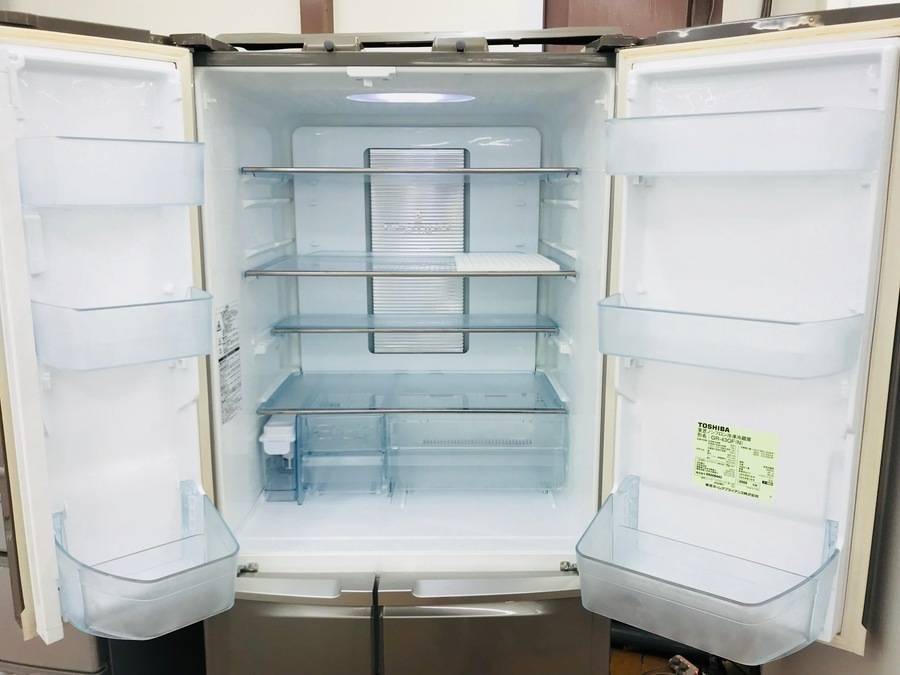 お買得大型冷蔵庫！！TOSHIBA（東芝）６ドア冷蔵庫 買取入荷しました