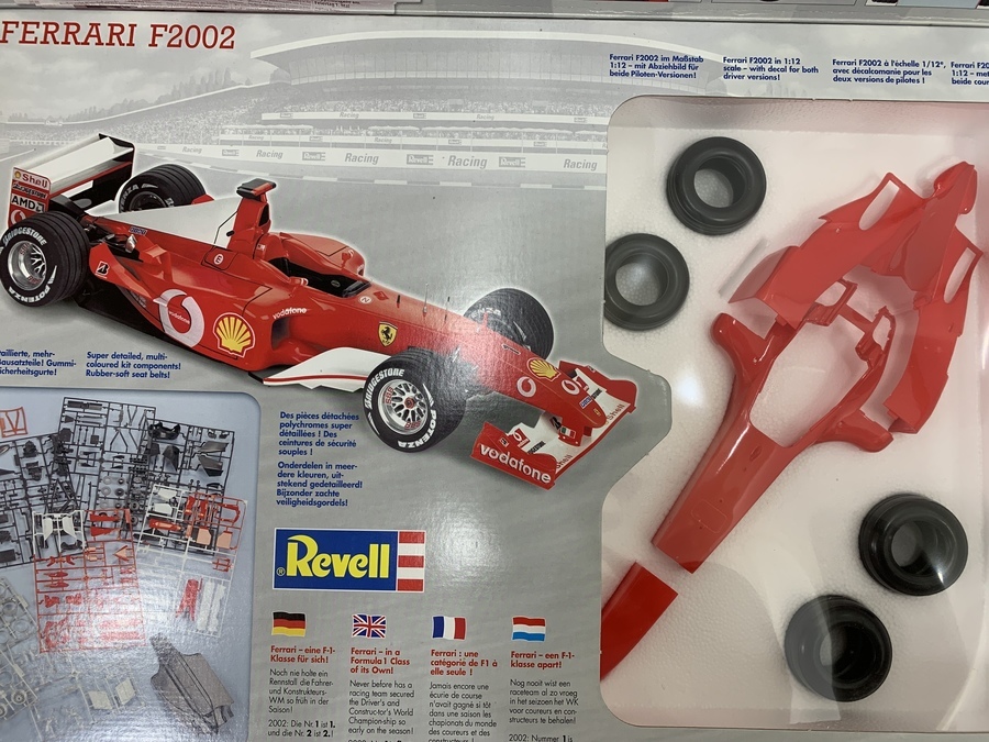 Revell(レベル) 1/12 フェラーリF2002のプラモデルが買取入荷致しまし 