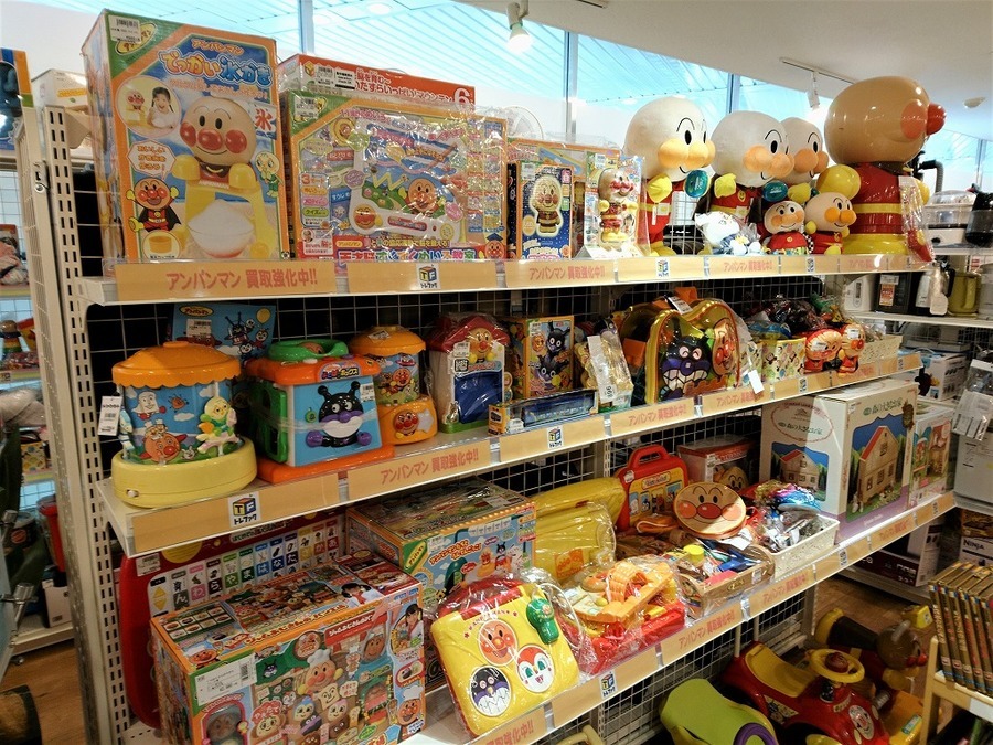 大人気 アンパンマン おもちゃコーナーございます 二俣川店 19年07月27日