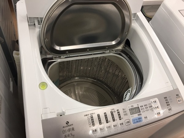 鶴見区143F  HITACHI 2017年製　乾燥機付き洗濯機　8kg 4.5kg