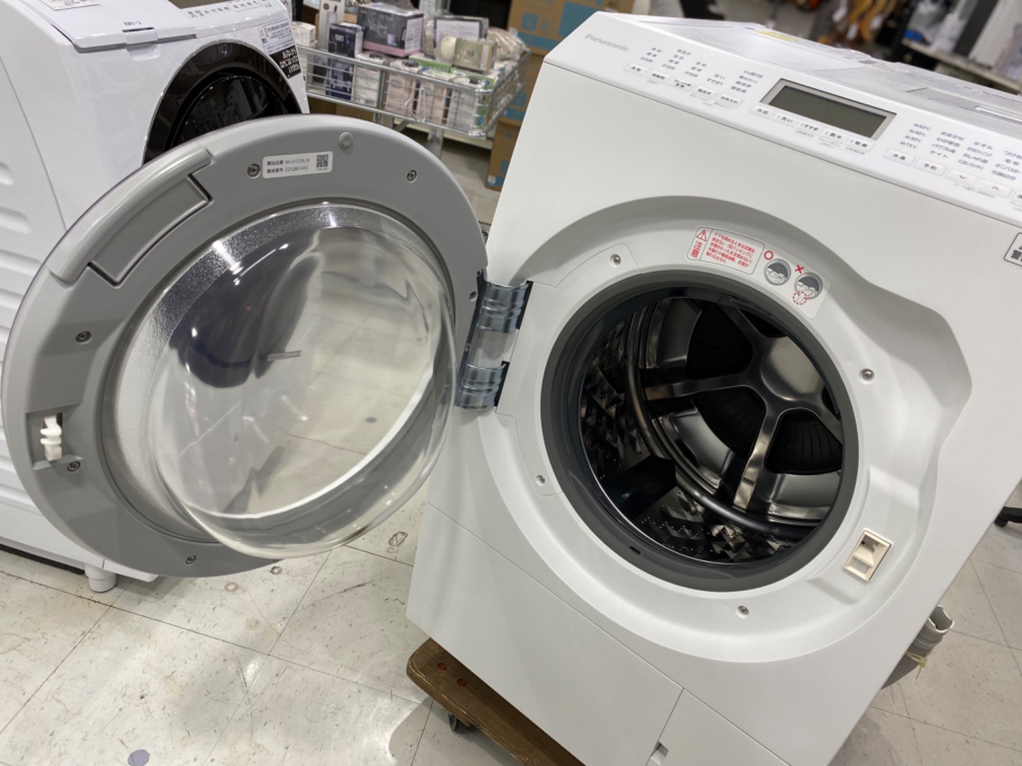 Panasonic(パナソニック）ドラム式洗濯乾燥機 NA-LA127AL 2022年製が 