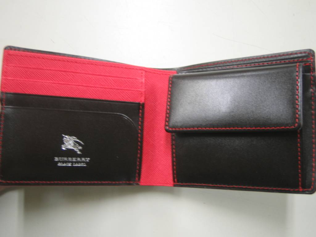 新品 袋付き☆ ブラックレーベル クレストブリッジ 二つ折り 財布 バーバリー
