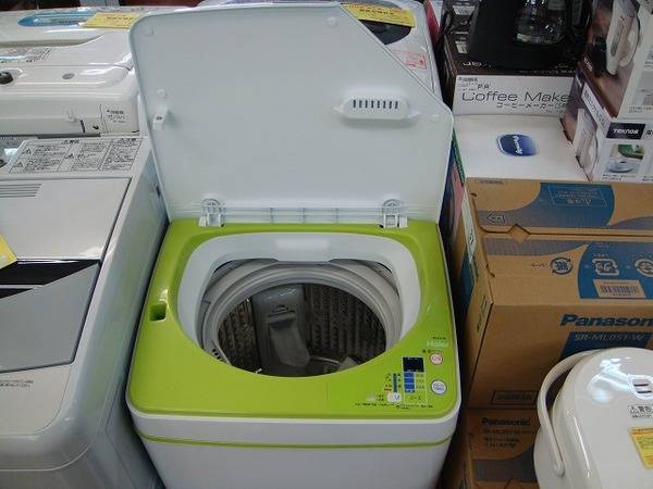 Haier(ハイアール)の小型全自動洗濯機(JW-K33F)を買取入荷致しました ...