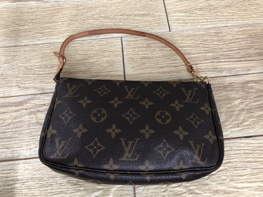 LOUIS VUITTON(ルイヴィトン) ポーチ 入荷!!｜2022年01月09日