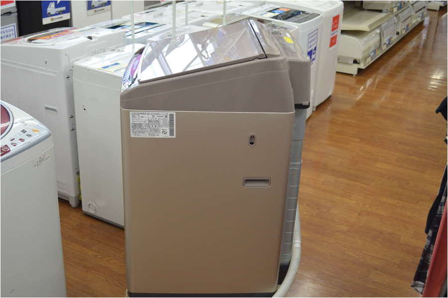 2018年製、HITACHI(日立)の縦型洗濯乾燥機（BW-DV100B）が入荷しました 