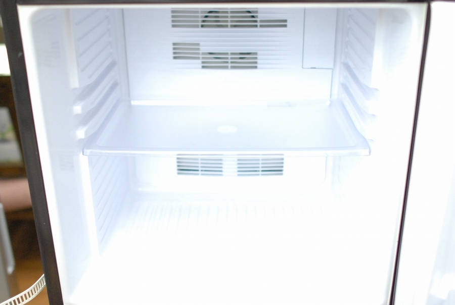 2ドア冷蔵庫 AQUA(アクア) 137L AQR-141B 2013年製 入荷致しました ...