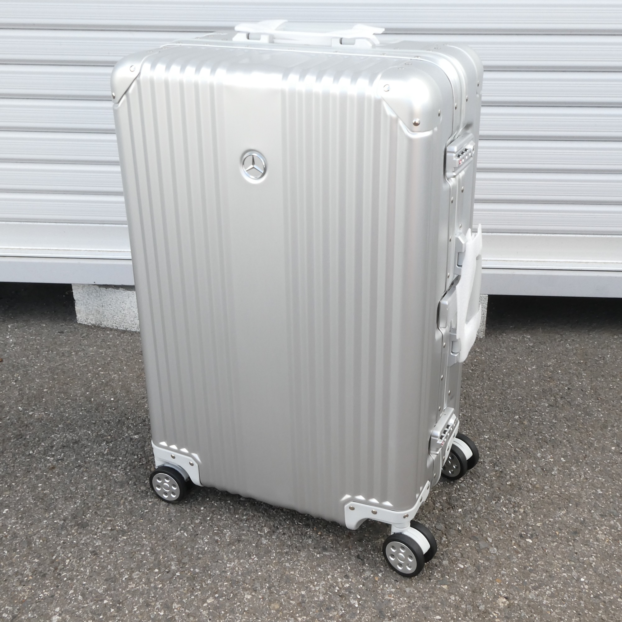 ベンツ スーツケース オリジナルアルミ 65L www.krzysztofbialy.com