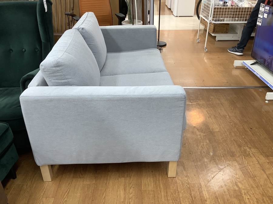 IKEA（イケア）の二人掛けソファーが入荷しました！！【立川日野橋店 