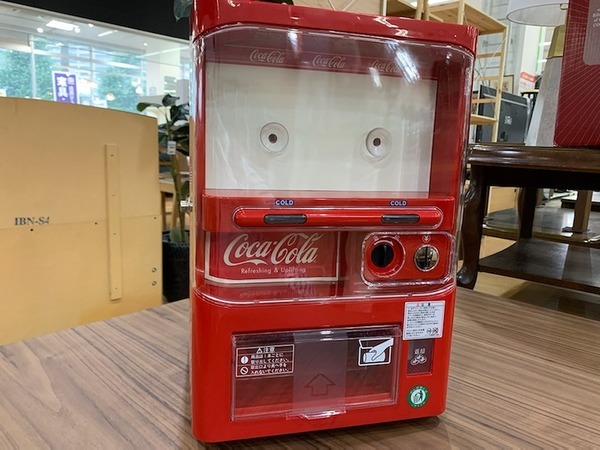 Coca-Cola（コカ・コーラ）自動販売機式冷蔵庫が買取入荷致しました 