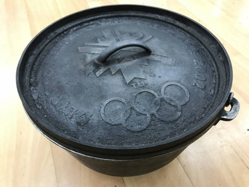 限定】LODGEのダッチオーブン【ソルトレイクオリンピック記念モデル 