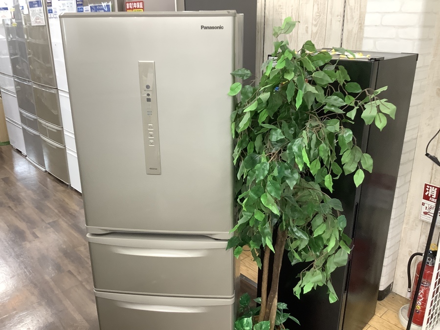 自動製氷機能付きPanasonic(パナソニック)3ドア冷蔵庫2018年製が入荷 