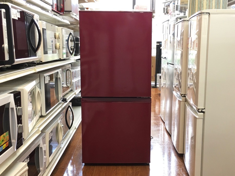 オシャレな赤が映えるAQUA(アクア)の2016年製『2ドア冷蔵庫』が入荷
