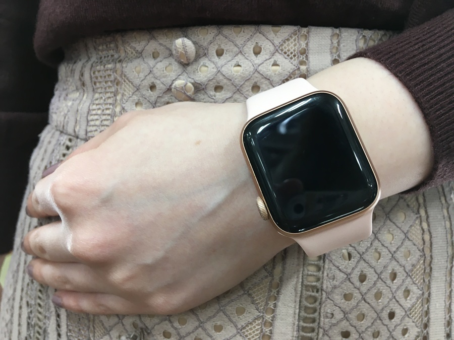 Apple Watch Series 5 (Cellularモデル) 40mm