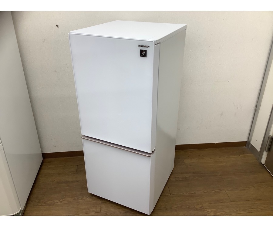 スマホで購入】高機能2ドア冷蔵庫、SHARP(シャープ)SJ-GD14E-Wが入荷 