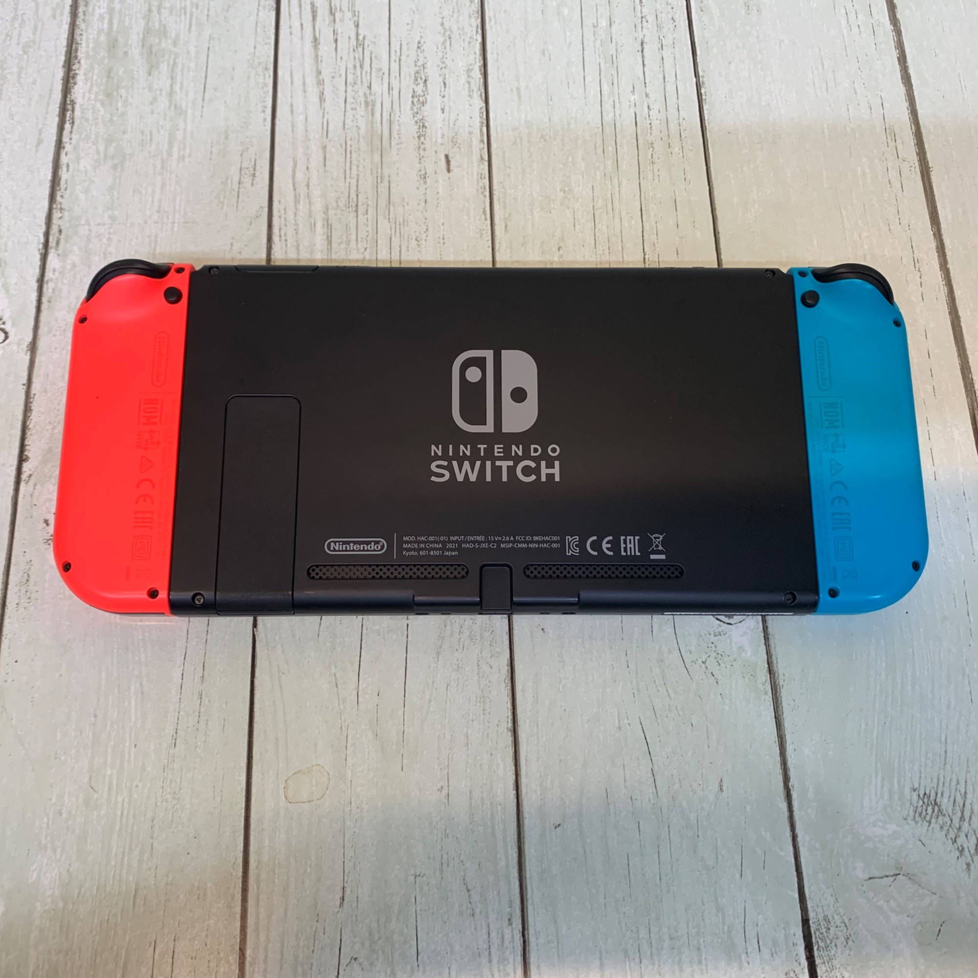 【新品】Nintendo Switch　2019年8月発売モデル