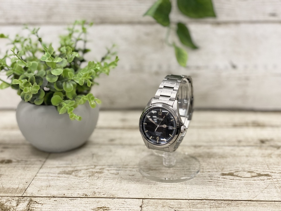 35周年記念限定モデル！SEIKO×TIC TAC コラボ腕時計 4R35-02R0が買取
