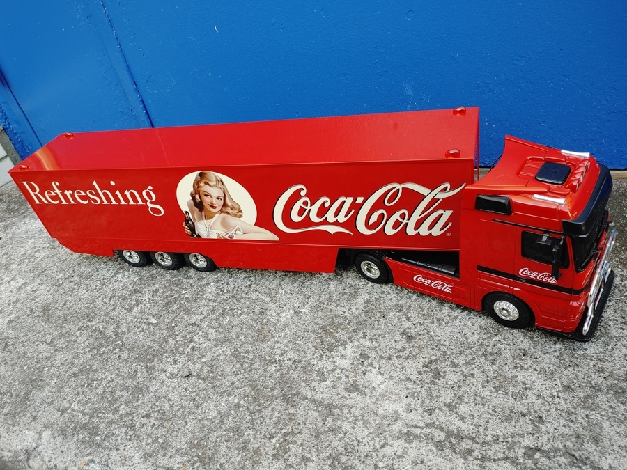 買取強化】Coca-Cola(コカコーラ)メルセデス・ベンツコラボ ラジコン