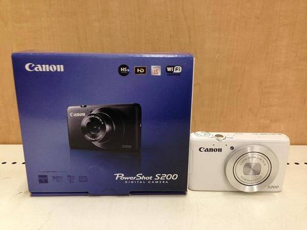 canonコンパクトデジタルカメラ（PowerShot S200）買取入荷しました