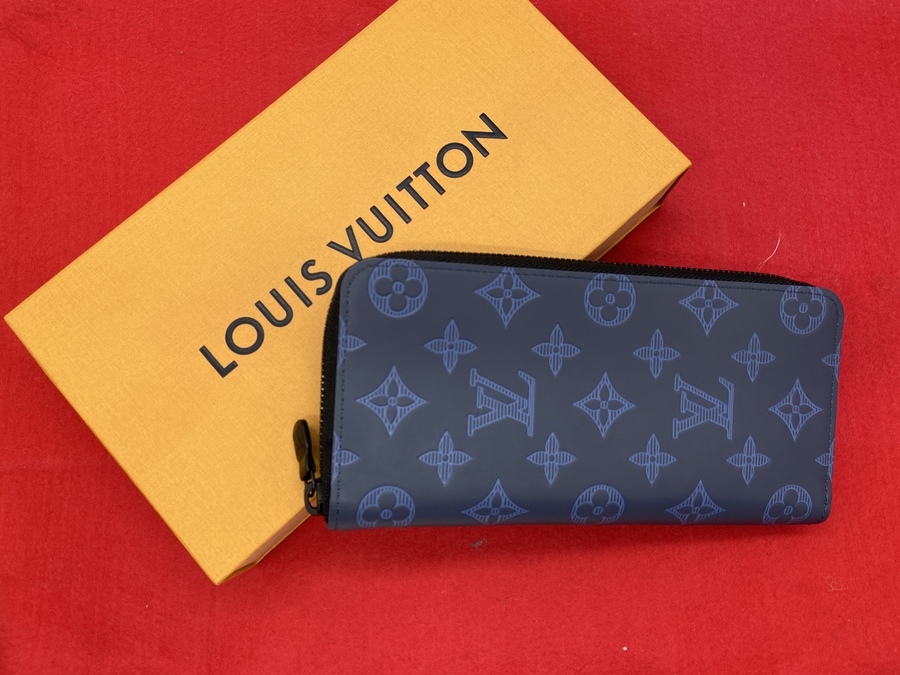 スマホで購入】LOUIS VUITTON（ルイ ヴィトン）の長財布のご紹介 