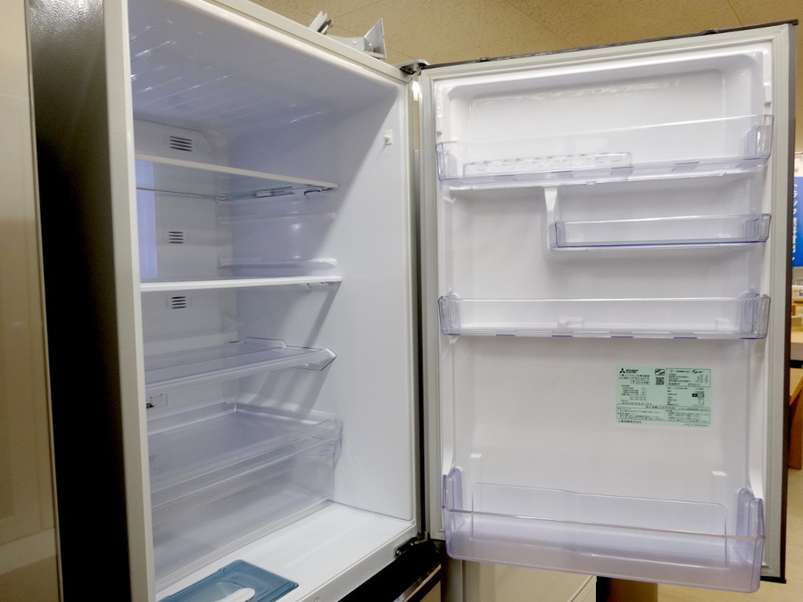 MITSUBISHI(三菱)の370L 3ドア冷蔵庫「MR-C37EZ-AS」のご紹介！｜2019 