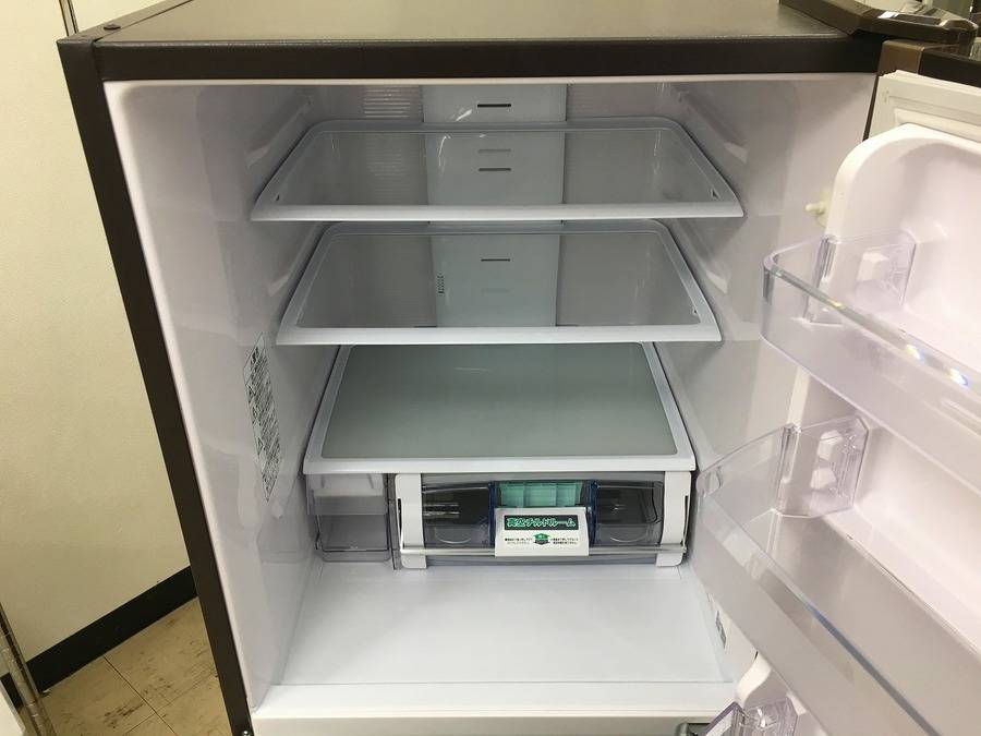 HITACHI 3ドア冷蔵庫 R-S2700FV 2015年製 入荷致しました!【牛久店