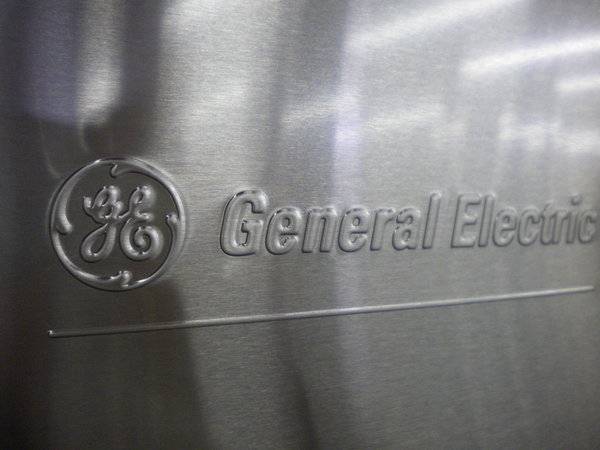 輸入家電】アメリカの家電メーカー、GE(General Electric)の大型冷蔵庫 