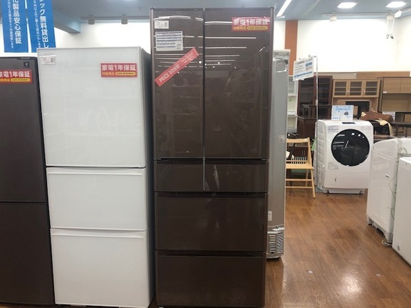 やすい‼衝撃の99,800円!! HITACHI 6ドア冷蔵庫（475L）2018年製 真空