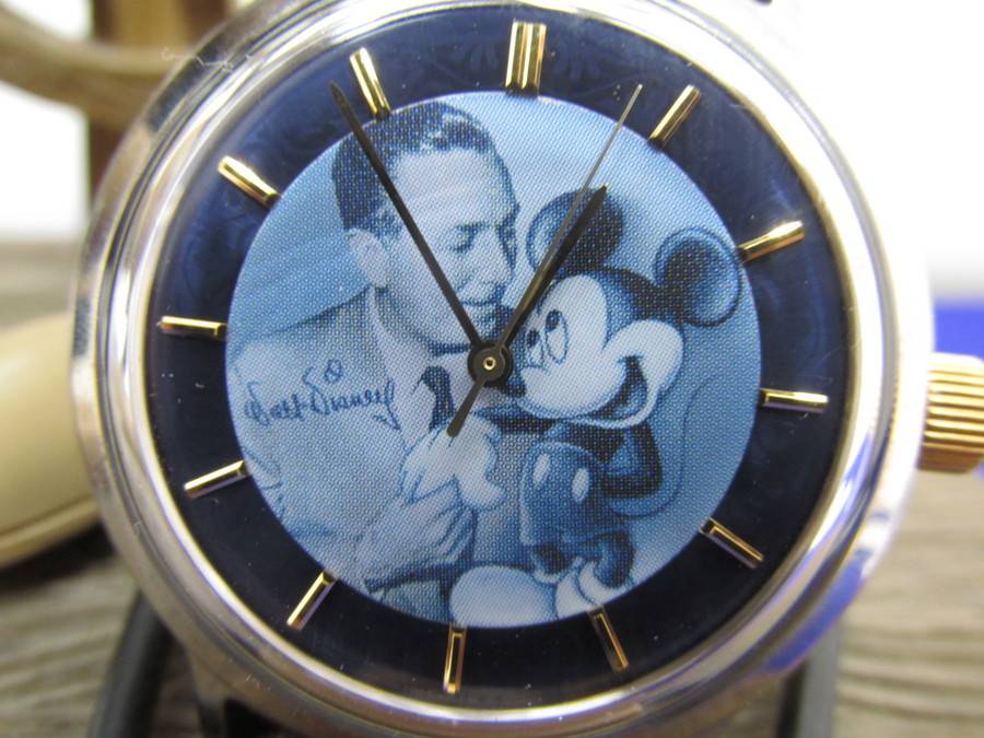 おゆみ野店 ウォルト ディズニー生誕100周年記念品 700本限定腕時計買取入荷 16年05月28日
