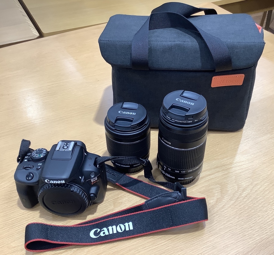 Canonキャノン デジタル一眼レフカメラ EOS Kiss X7 ダブルズーム