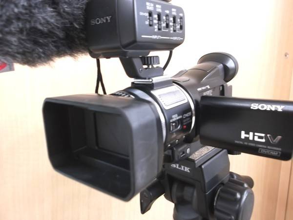 業務用小型ビデオカメラSONY HVR-A1J etc本日の買取入荷情報 